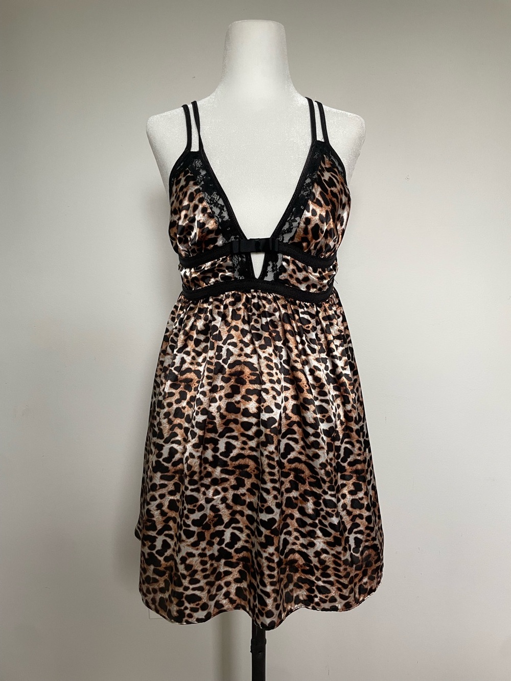 La Vie en Rose satin leopard print babydoll chemise nightgown
